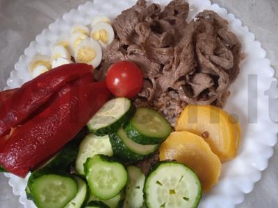 Grikių, jautienos bekono, daržovių ir putpelių kiaušinių dubuo Žingsnis 6