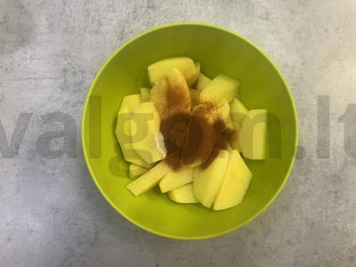 Kaimiškos bulvės su paprika ir česnaku Žingsnis 2