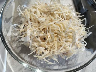 Sluoksniuotas salotas su burokėliais ir žuvimi Žingsnis 5