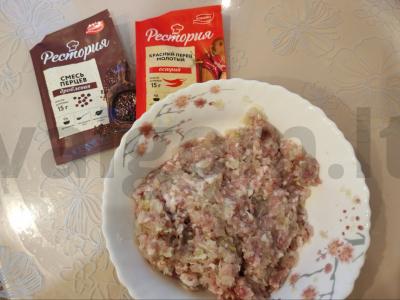 Čeburekai su kiauliena vakarienei Žingsnis 5