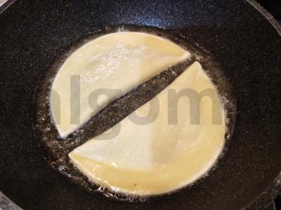 Čeburekai su kiauliena vakarienei Žingsnis 10