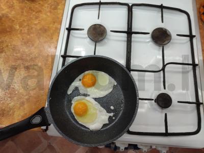 Kiaušinienė su nuggetais ir kukurūzais Žingsnis 2