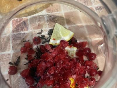 Vitaminų arbata su spanguolėmis Žingsnis 4