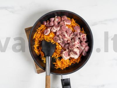 Vištienos širdelės su morkomis Žingsnis 6