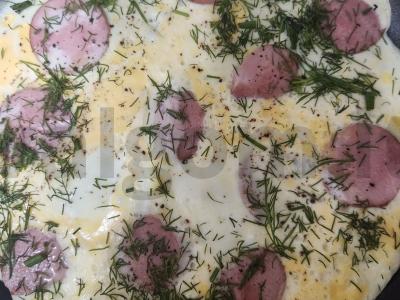 Omletas su dešrelėmis Žingsnis 4