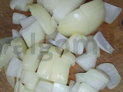 Troškinta kiauliena su morkomis, svogūnais, pievagrybiais ir rukola Žingsnis 3