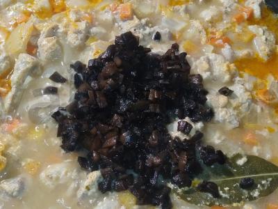 Troškinta kiauliena su morkomis, svogūnais, pievagrybiais ir rukola Žingsnis 7