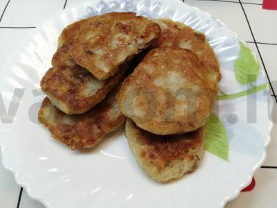 Blynai su vištiena vandenyje pagrindine nuotrauka