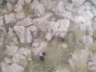 Sriuba su konservuotomis pupelėmis Žingsnis 3