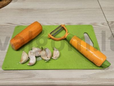 Troškinti vištienos šlaunelės su makaronais Žingsnis 2