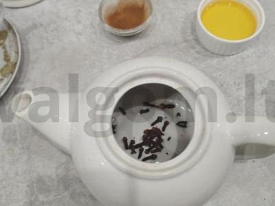 Arbata su gvazdikėliais ir medumi Žingsnis 1