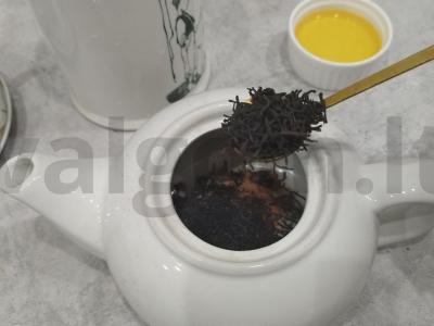 Arbata su gvazdikėliais ir medumi Žingsnis 3