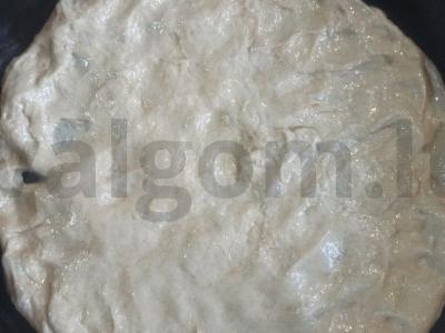 Namų pica su rūkytomis dešromis ir džiovintais pomidorais Žingsnis 4