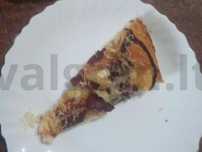 Namų pica su rūkytomis dešromis ir džiovintais pomidorais Žingsnis 11