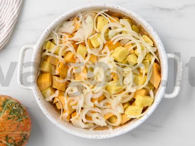 Vištiena su bulvėmis ir moliūgu orkaitėje Žingsnis 5