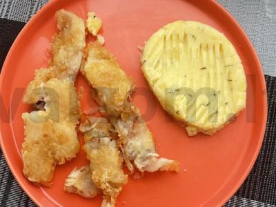 Keptas jūros liežuvis su svogūnais pagrindine nuotrauka