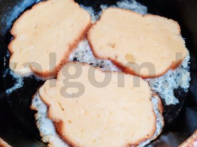 Rudais ir švelnus skrudintas duonas su išgarintu pienu Žingsnis 6