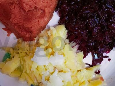 Salotas „Šprotai po šubą“ Žingsnis 3