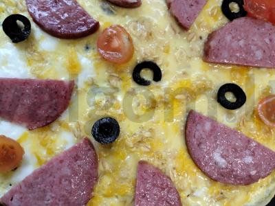 Naudingas omletas su avižiniais dribsniais, dešra ir sūriu Žingsnis 5