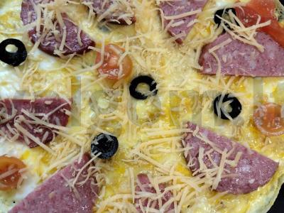 Naudingas omletas su avižiniais dribsniais, dešra ir sūriu Žingsnis 6