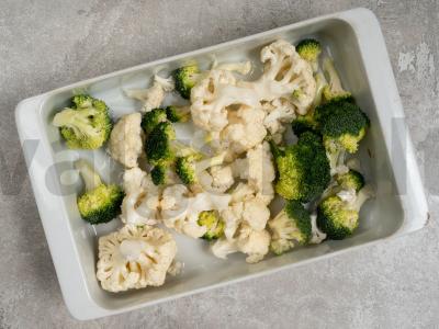 Brokoliai su žiedine kopūstu orkaitėje Žingsnis 2