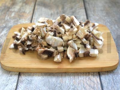 Juliens su vištiena ir grybais tartaletėse Žingsnis 3