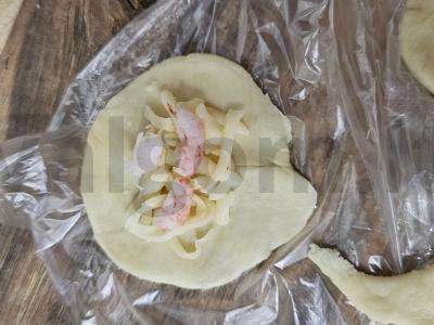 Namų virtiniai su sūriu ir krevetėmis Žingsnis 3