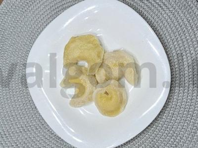 Namų virtiniai su sūriu ir krevetėmis pagrindine nuotrauka