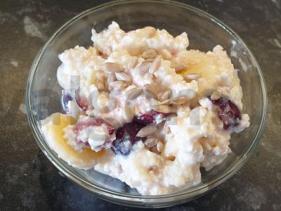 Varškės salotas „Bananų rojus“ pagrindine nuotrauka