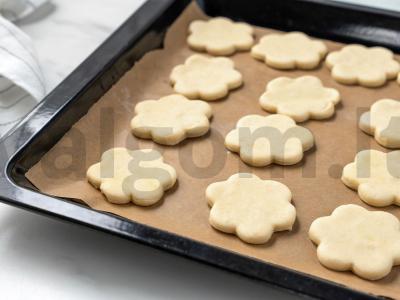 Sluoksniuota sausainiai „Napoleonas“ Žingsnis 4