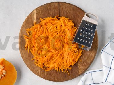 Vegetariški bulviniai blynai su moliūgu Žingsnis 1