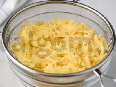 Vegetariški bulviniai blynai su moliūgu Žingsnis 4