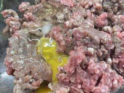 Bulvių lazanja su jautienos faršu Žingsnis 1