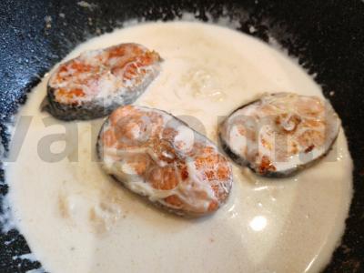 Žuvis grietinėlėje su špinatais Žingsnis 8