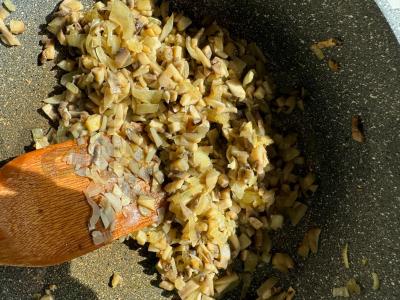 Bulvių zrazai su pievagrybiais Žingsnis 2