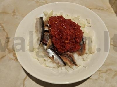 Užkandis iš silkės pomidorų padaže Žingsnis 4