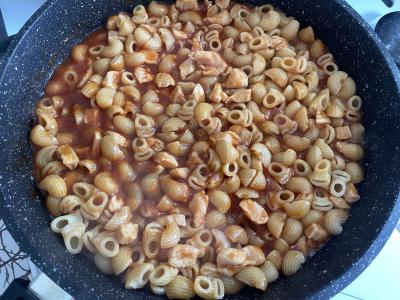 Švelni makaronai su mėsa po sūriu Žingsnis 5