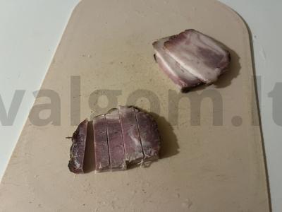 Užkandis prie stiprių gėrimų „Keptas sūrus lašinys“ Žingsnis 3