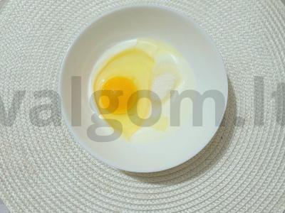 Sotūs blynai su šokoladiniu kremu ir kriauše Žingsnis 1