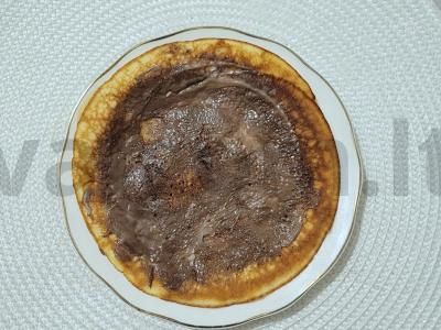 Sotūs blynai su šokoladiniu kremu ir kriauše Žingsnis 5