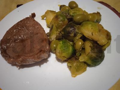 Jautienos steikas su Briuselio kopūstų ir alyvuogių garnyru Žingsnis 5