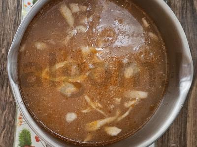 Greitas raugintų kopūstų boršas Žingsnis 3