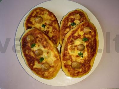 Bulvių zrazai su žuvies įdaru iš keptos lašišos filė pagrindine nuotrauka