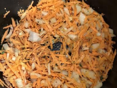 Plovas su jautiena lėtoje viryklėje Žingsnis 1