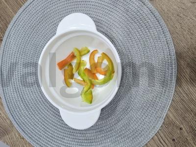 Salotas su traškia pekino kopūstu ir virta jautiena Žingsnis 1