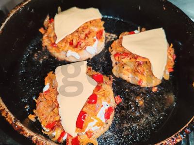 Menkių medalionai daržovių apvalkale Žingsnis 6