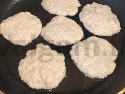 Bananų blynai per 20 minučių Žingsnis 3