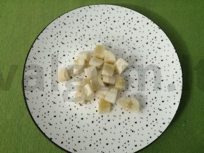 Vaisių salotos su konservuotais ananasais Žingsnis 3