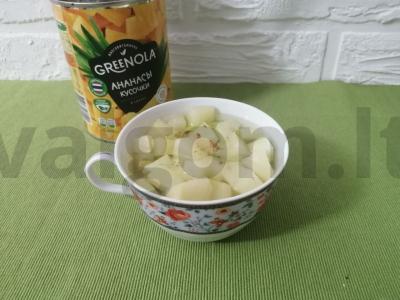 Vaisių salotos su konservuotais ananasais Žingsnis 6