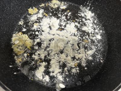 Lašišos steikas su grietinėlės ir ikrų padažu Žingsnis 5